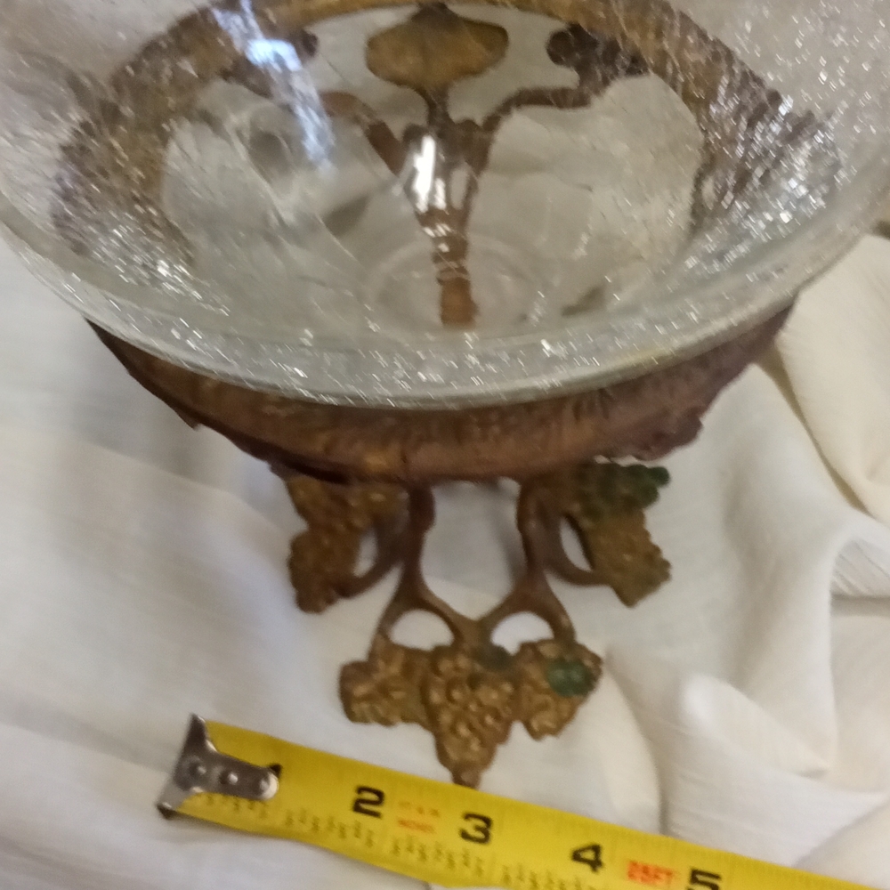 Crackeled Glass Bowl with Ornate Metal Stand - Picture 4 of 6